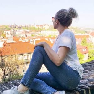 Meet your Posher, Lauren